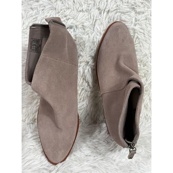 Soludos Boots Women 7.5 Taupe Suede Ankle Back Zip Block Stacked Heel Almond Toe - Picture 1 of 7
